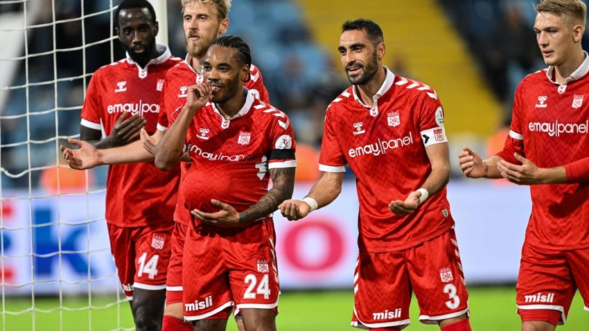 Sivasspor’dan deplasmanda geri dönüş