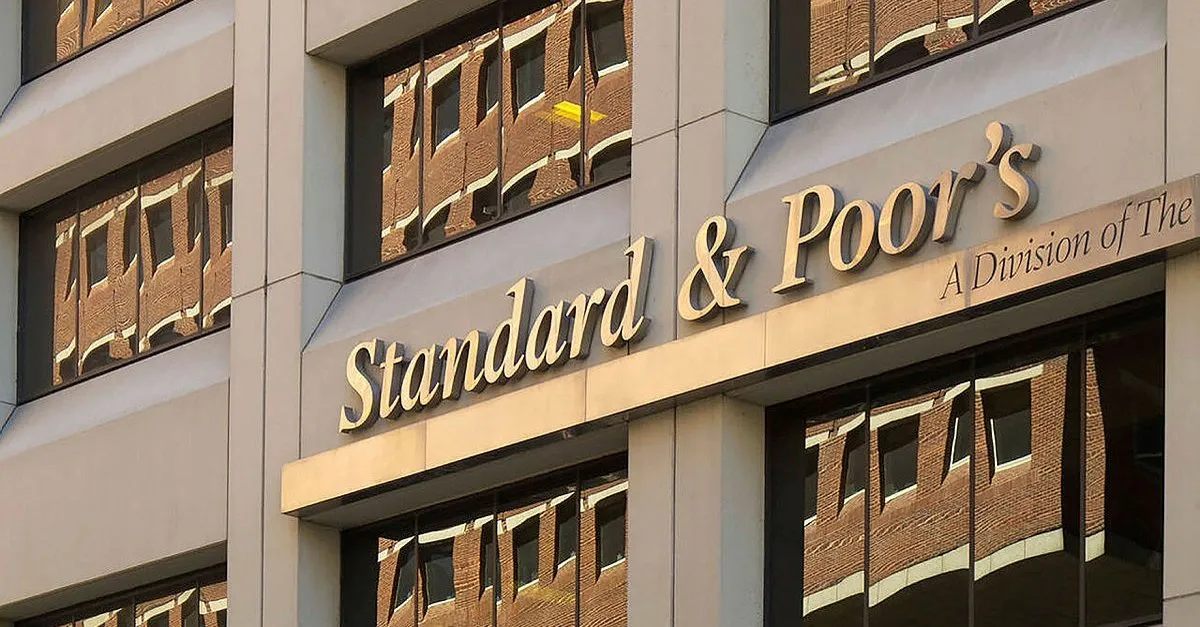 S&P Türkiye’nin kredi notunu yükseltti