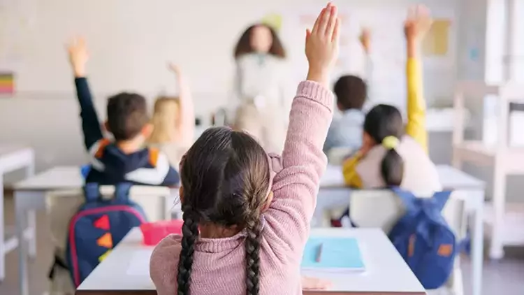 MEB’den özel okul kıyafetleri kararı