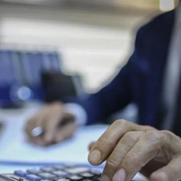 Çocuklu memurlara yarım gün çalışma hakkı geliyor