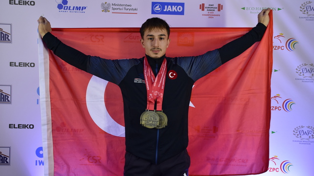 Hem rekor hem altın madalya