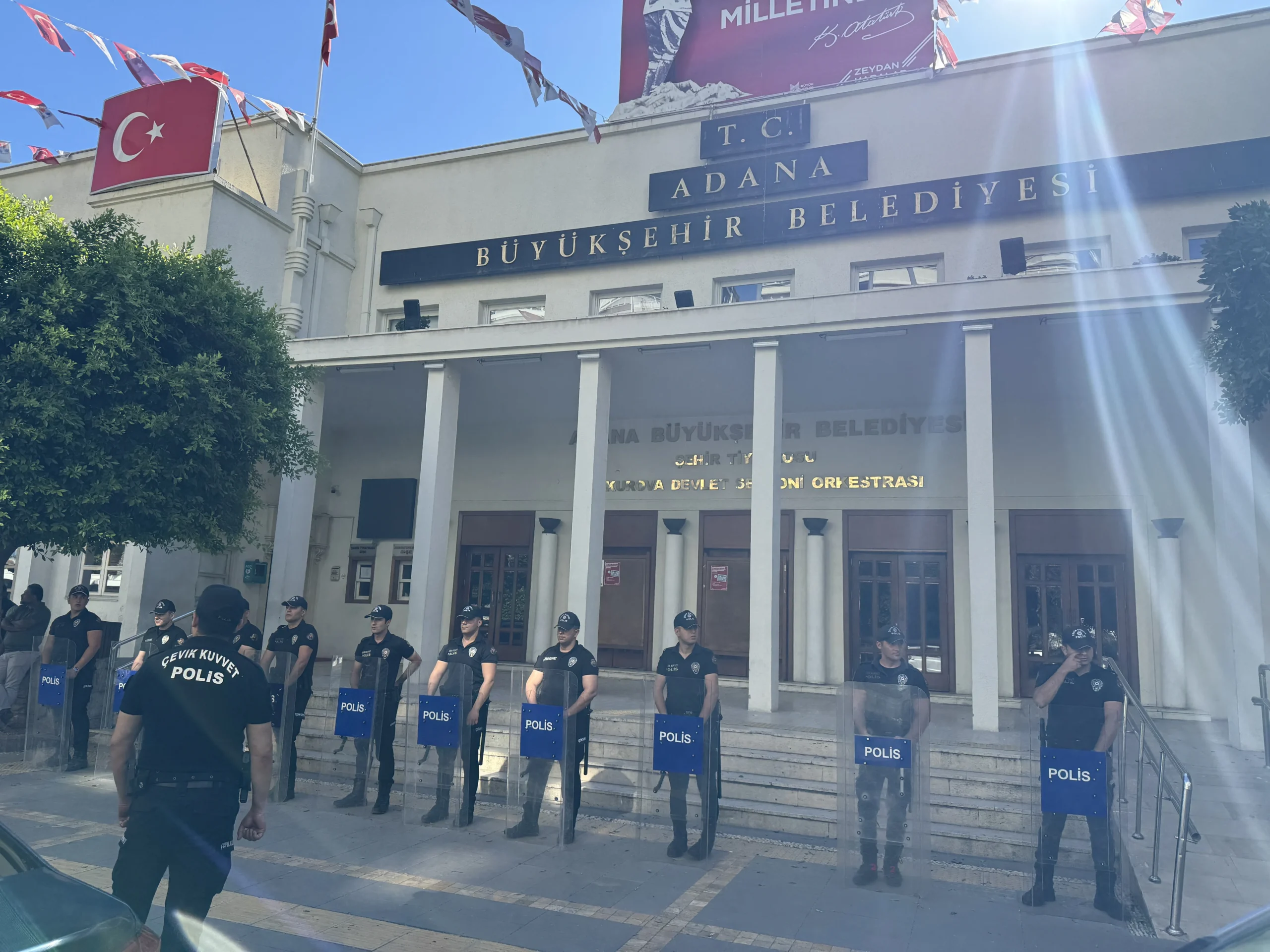 Muhittin Böcek, Zeydan Karalar ve Abdurrahman Tutdere gözaltına alındı