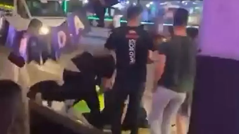 Kadın turistleri dövenler gözaltına alındı