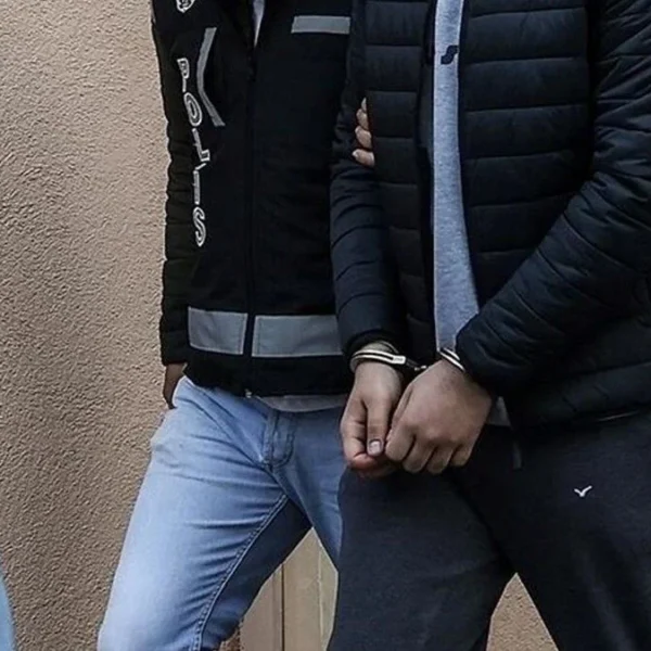 Şehitlerimize hakaret eden pislik tutuklandı